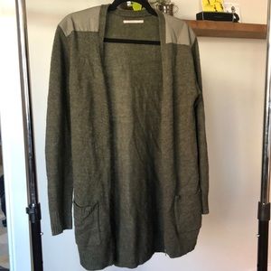 Green Cardigan with unique Shoulders and Zipper